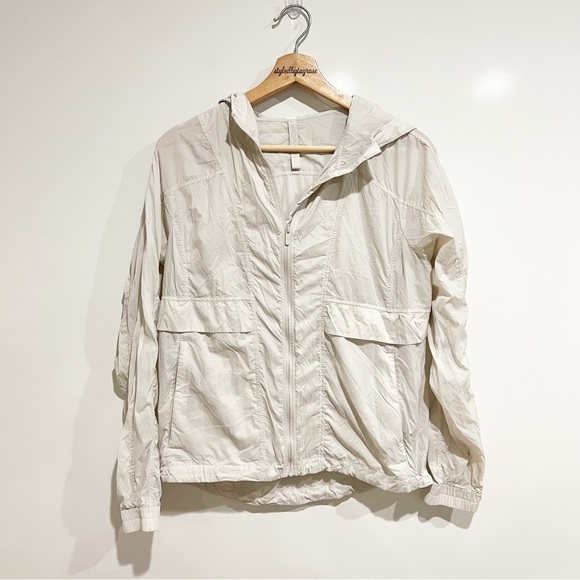 Lululemon Hood Lite Jacket *Packable - Picture 5 of 11
